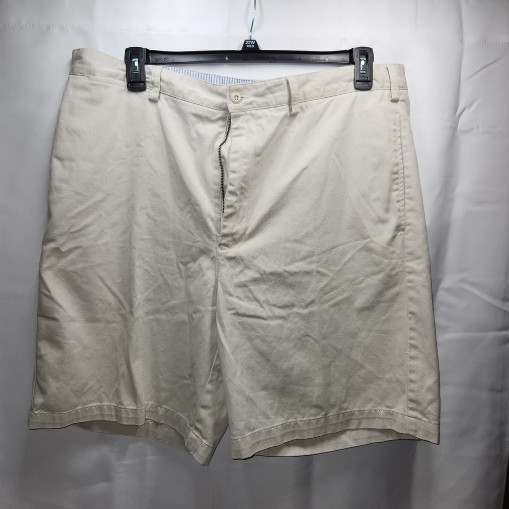 Vintage Tommy Hilfiger Men's Khaki Shorts Size 40